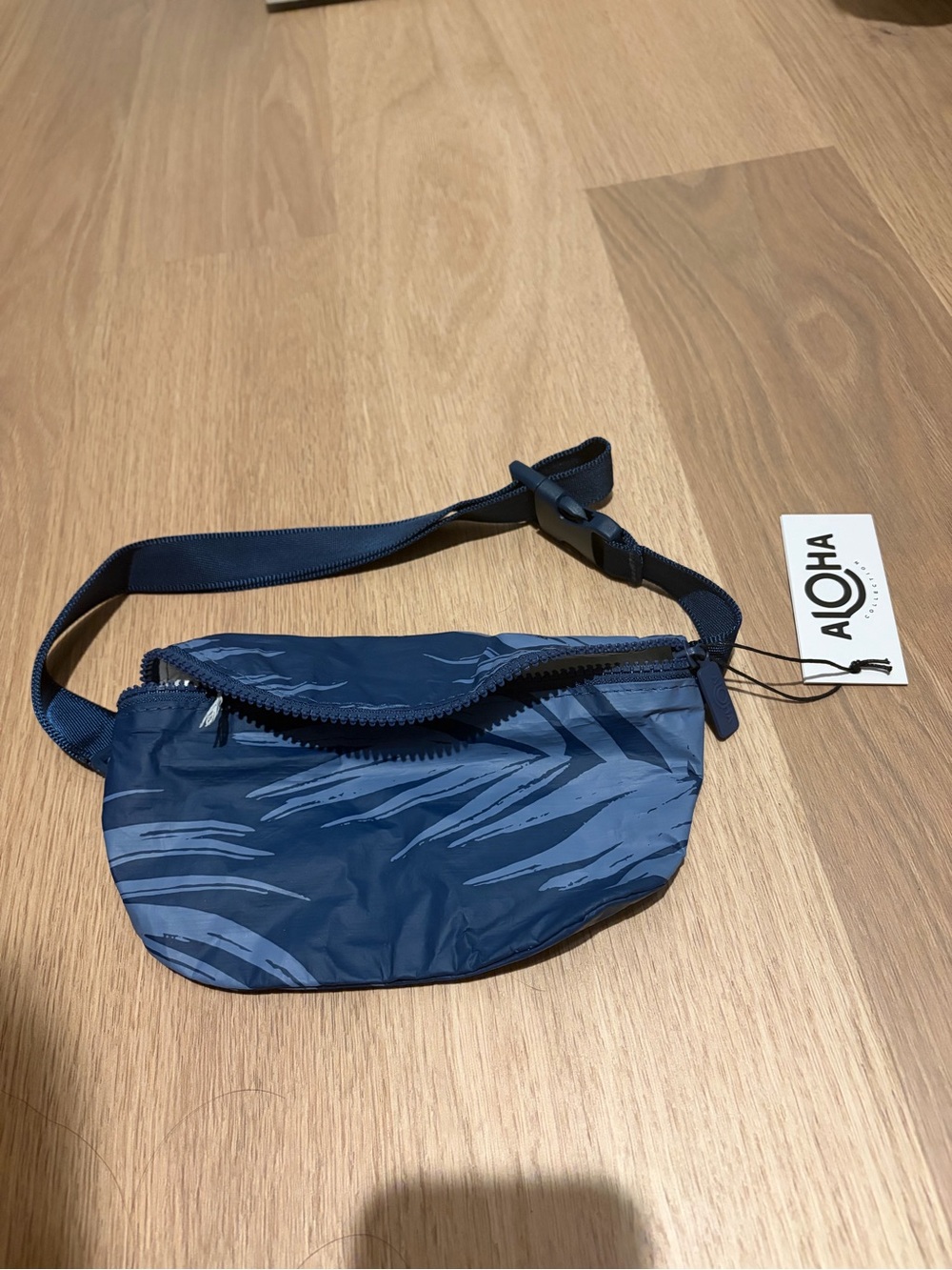 ALOHAS Navy Blue Waist Bag